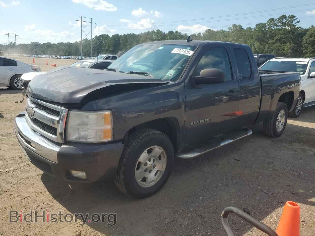 Photo 1GCRCSE05BZ190265 - CHEVROLET ALL Models 2011