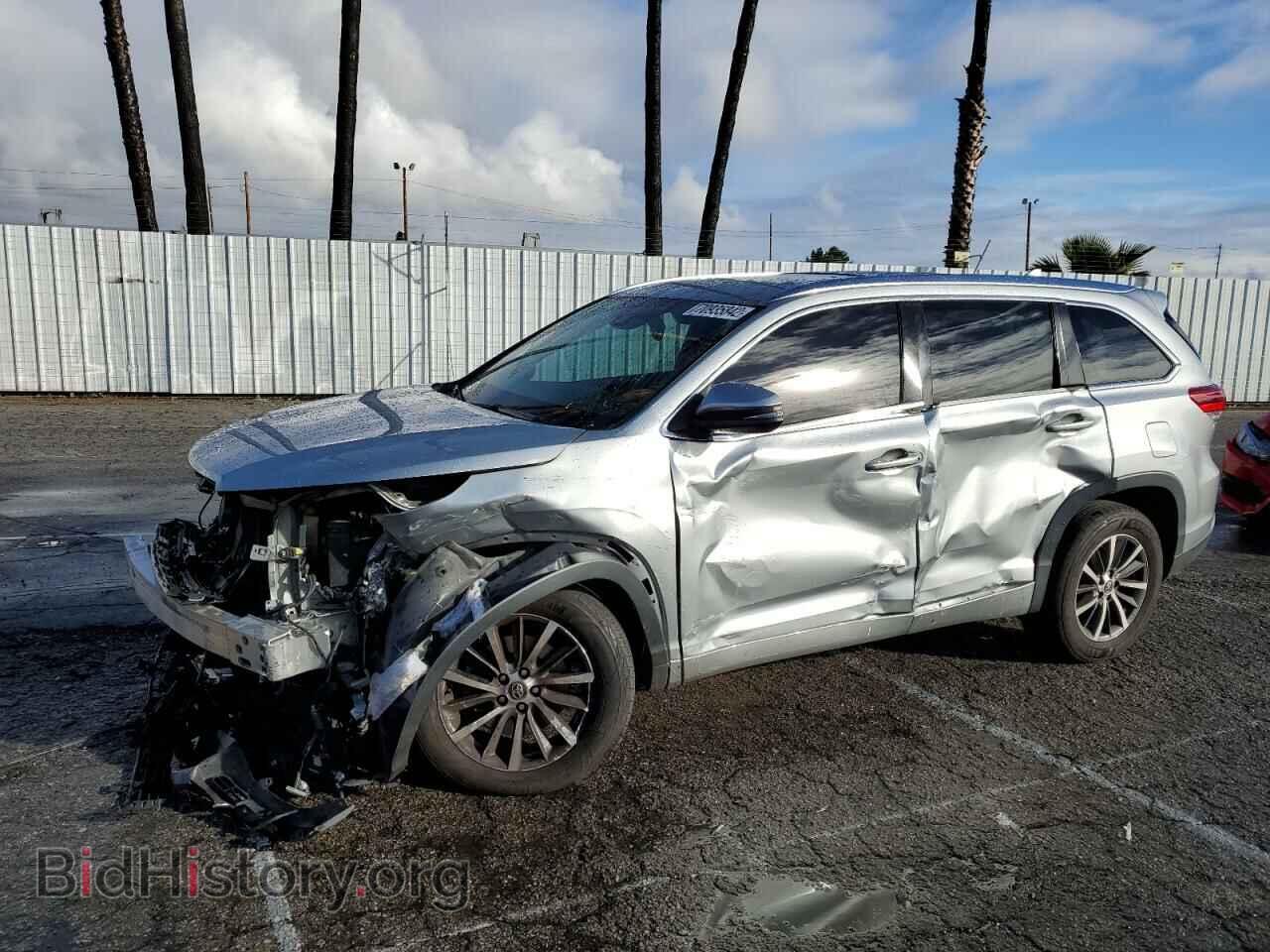 Фотография 5TDKZRFH8HS508158 - TOYOTA HIGHLANDER 2017