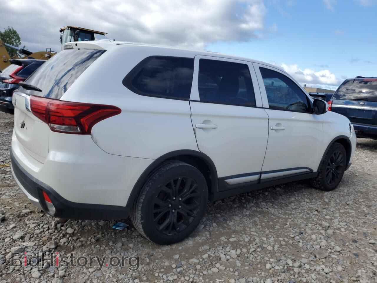2018 MITSUBISHI OUTLANDER - VIN: JA4AD3A3XJZ016801 - Фото 3