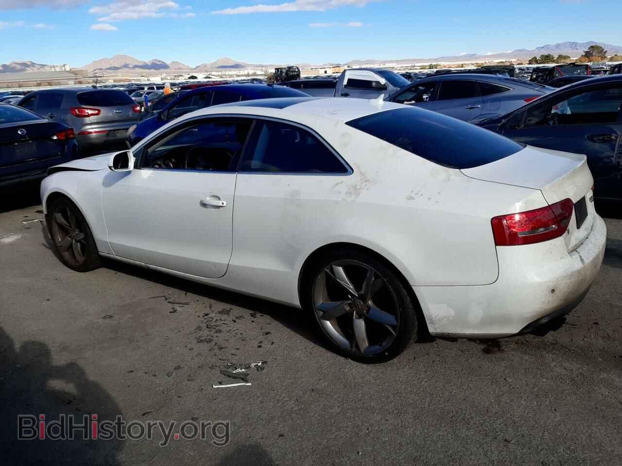 2011 AUDI A5 - VIN: WAULFAFR6BA004829 - Фото 2