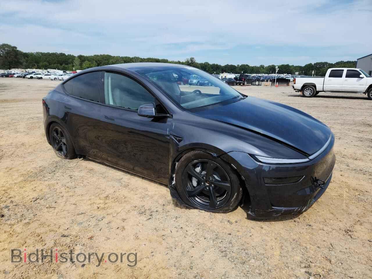 2026 TESLA MODEL Y - VIN: 7SAYGDEE2TA399459 - Фото 4