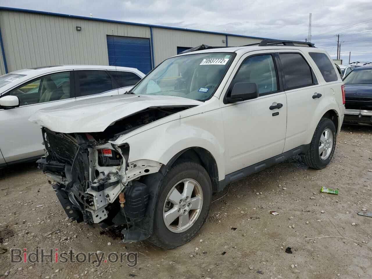 Фотография 1FMCU0D76BKC62892 - FORD ESCAPE 2011