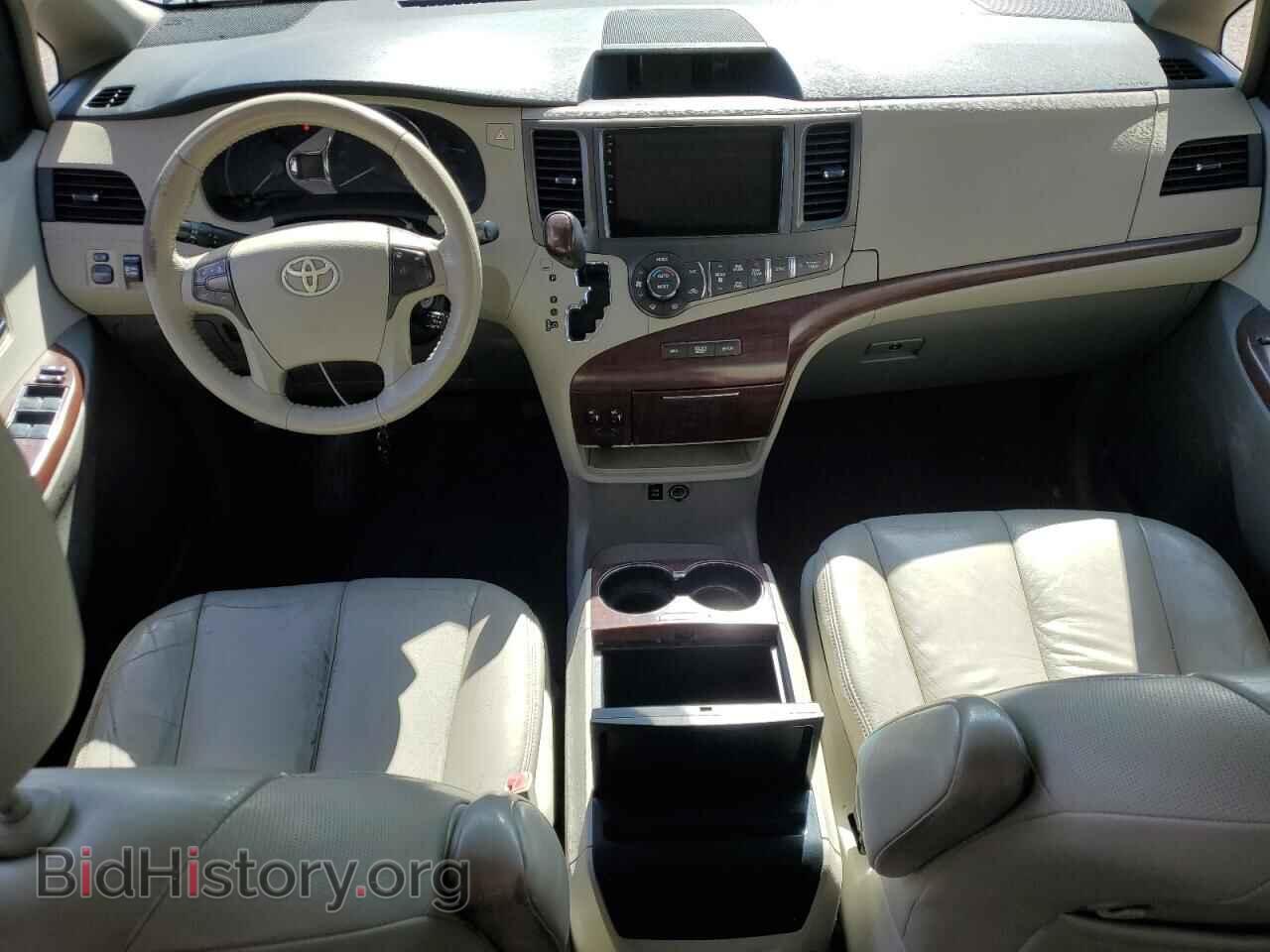 2011 TOYOTA All Models - VIN: 5TDYK3DC5BS005584 - Фото 8