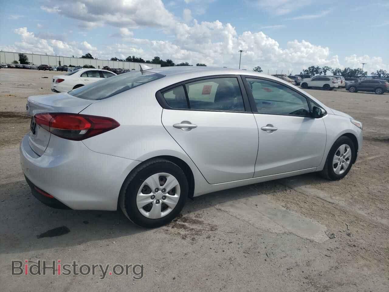 2017 KIA FORTE - VIN: 3KPFK4A77HE082786 - Фото 3