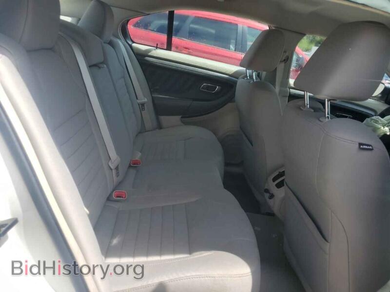 2011 Ford TAURUS (VIN 1FAHP2DW6BG168752) — photo 10 of 12