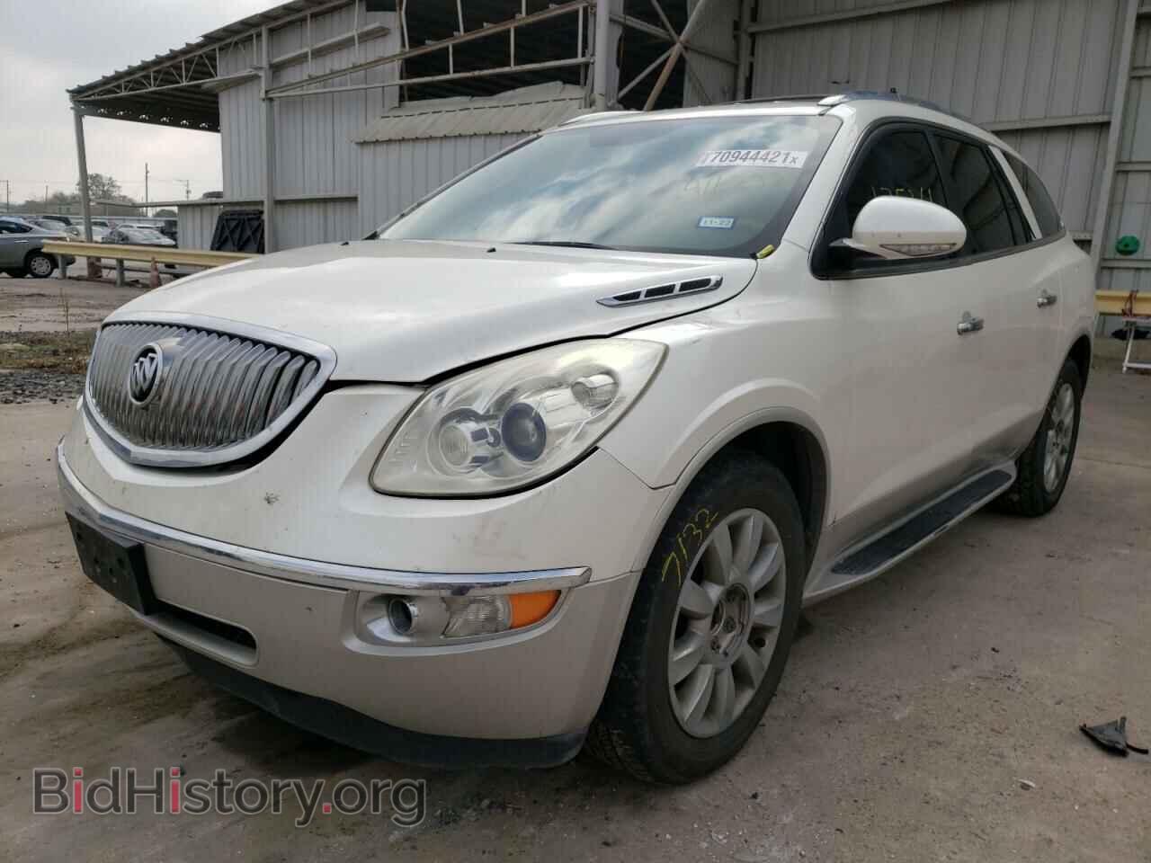 2011 BUICK ENCLAVE - VIN: 5GAKRCED3BJ416232 - Фото 2