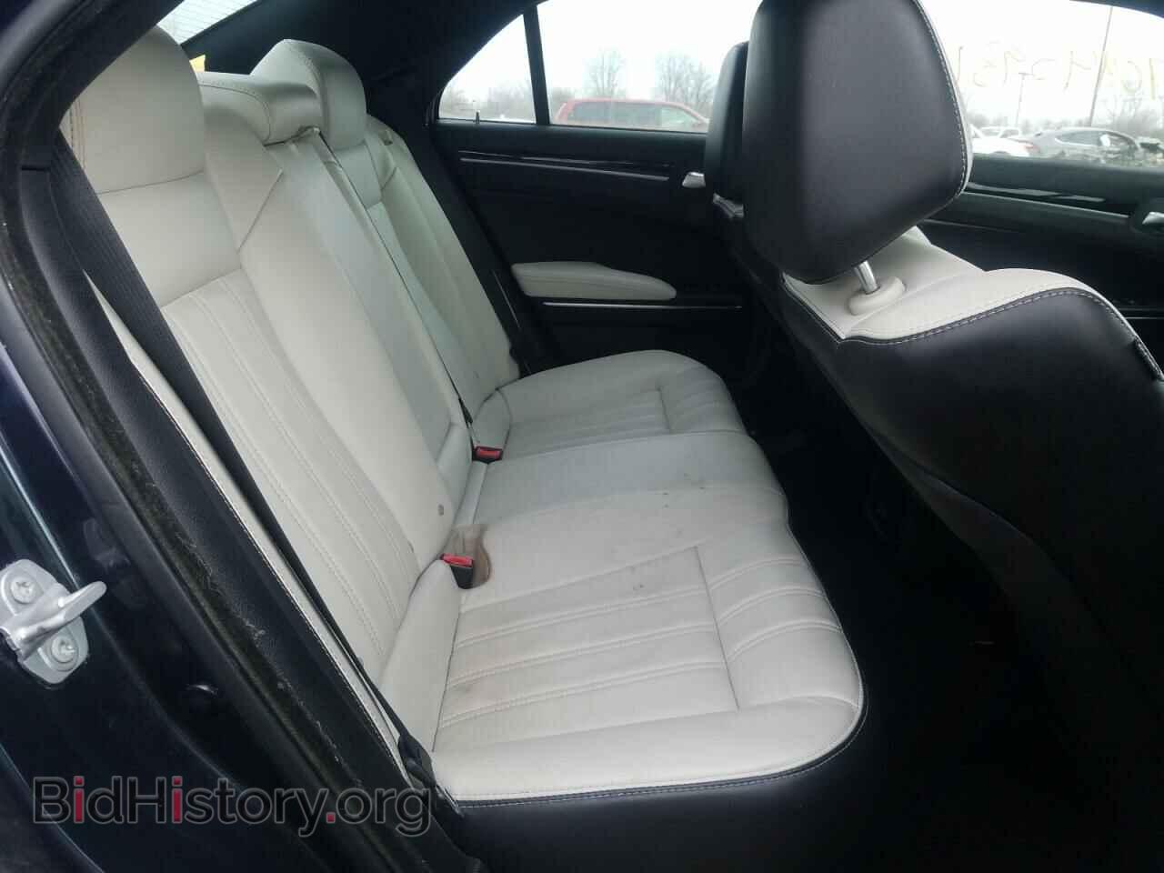 2017 CHRYSLER 300 - VIN: 2C3CCAGG1HH512858 - Фото 6