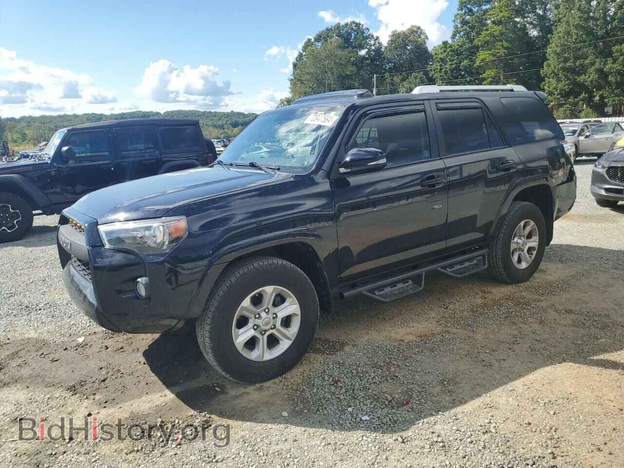 Фотография JTEBU5JR1J5516438 - TOYOTA 4RUNNER 2018