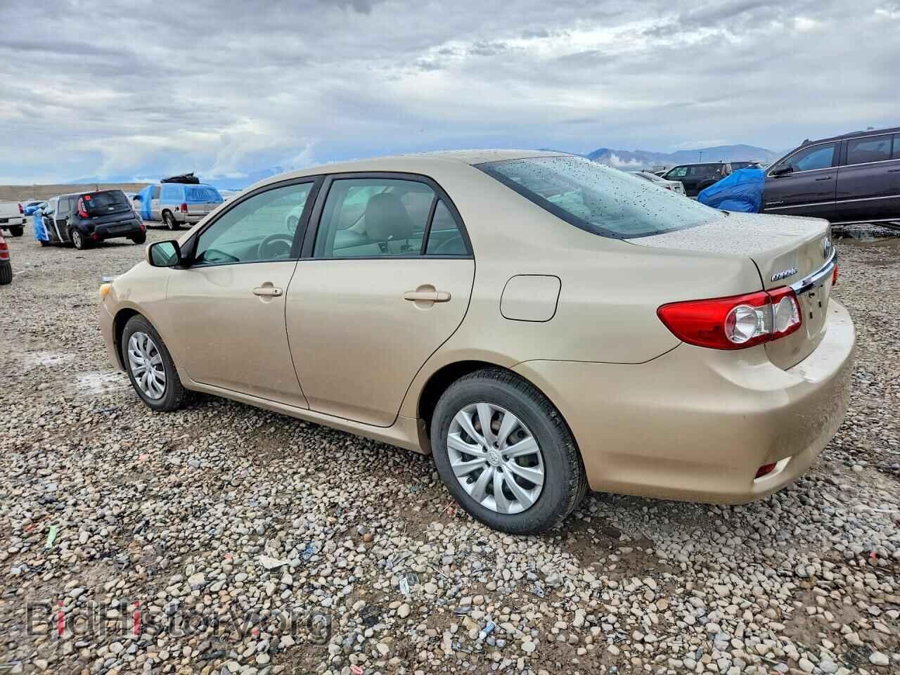 2012 TOYOTA COROLLA - VIN: 2T1BU4EE0CC818105 - Фото 2