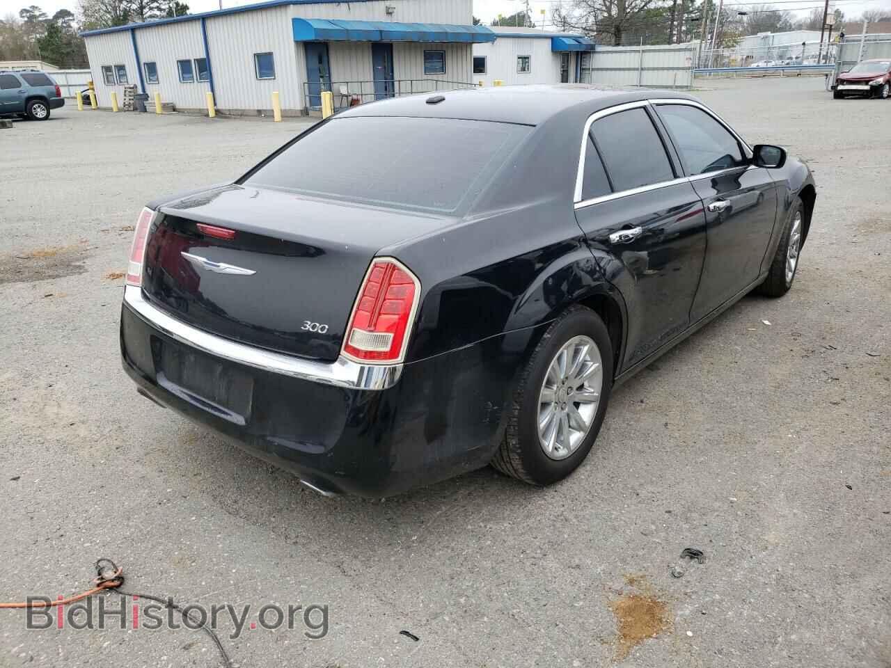 2011 CHRYSLER 300 - VIN: 2C3CA5CG8BH594470 - Фото 4