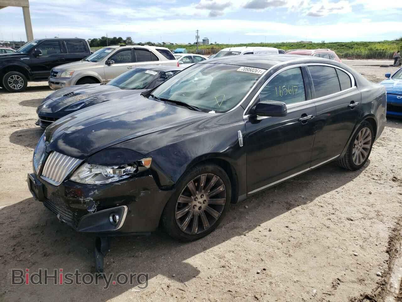 2011 LINCOLN MKS - VIN: 1LNHL9DR7BG604318 - Фото 2