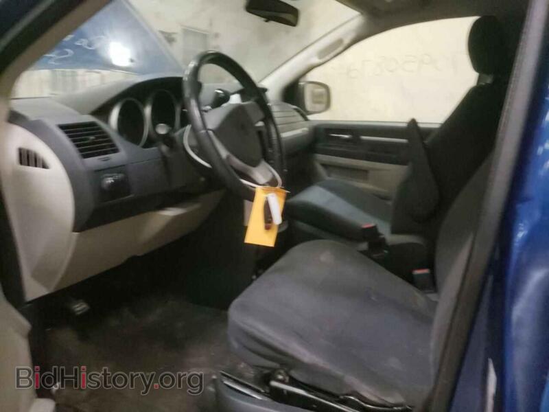 2010 Dodge CARAVAN (VIN 2D4RN4DE3AR106121) — photo 7 of 13