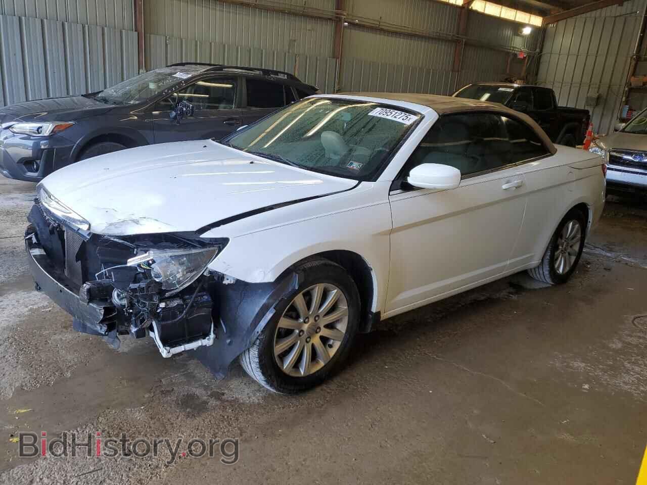 Фотография 1C3BC2EBXBN554792 - CHRYSLER 200 2011
