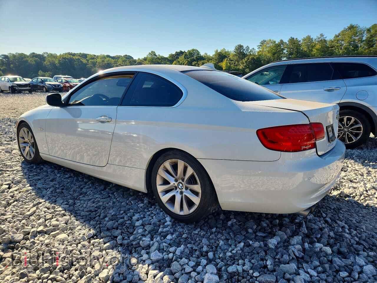 2013 BMW 3 SERIES - VIN: WBAKE3C56DE771443 - Фото 2