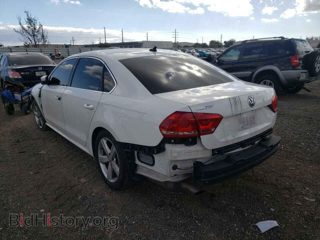 2015 VOLKSWAGEN PASSAT - VIN: 1VWAT7A32FC102000 - Фото 3