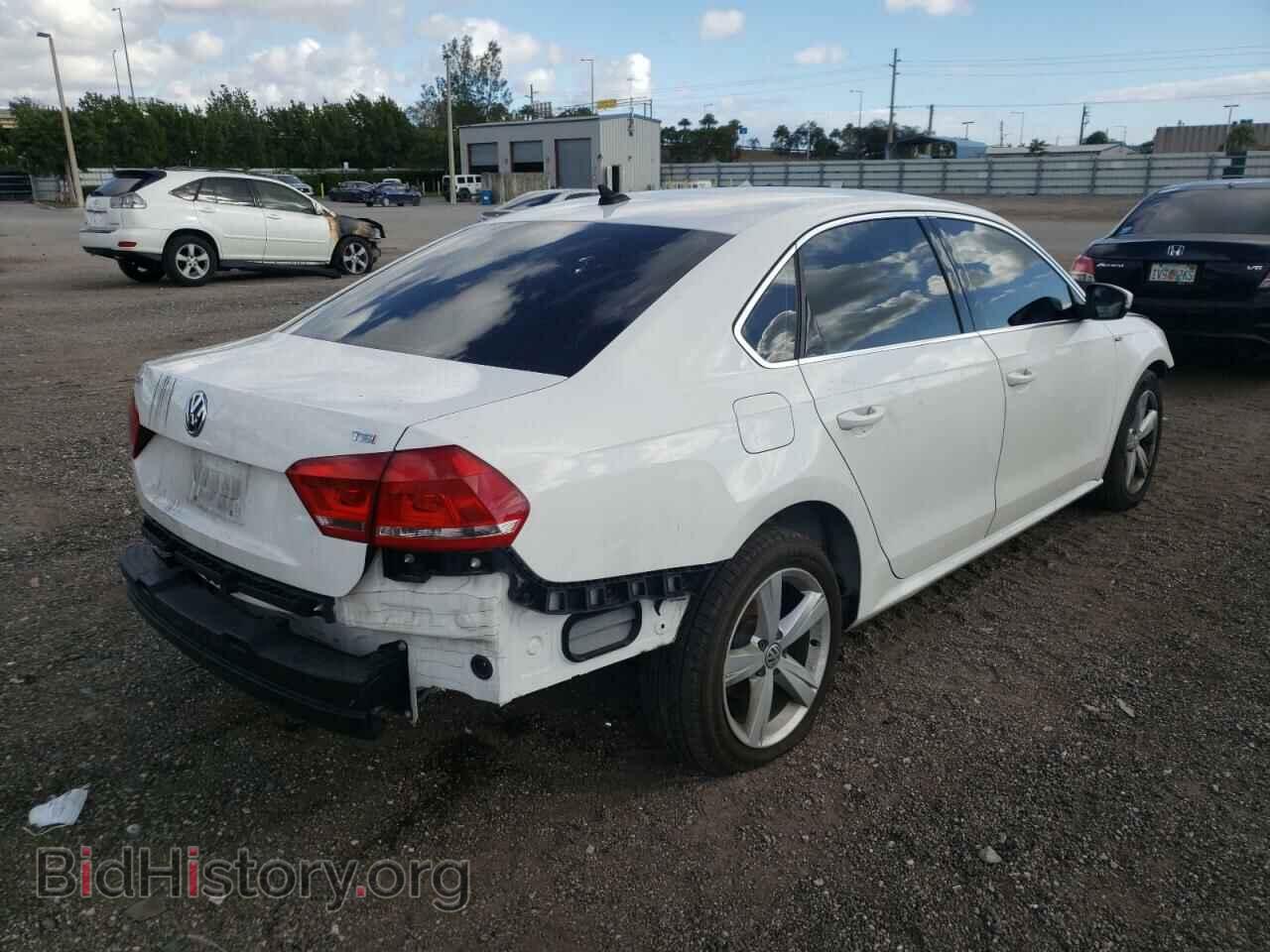 2015 VOLKSWAGEN PASSAT - VIN: 1VWAT7A32FC102000 - Фото 4