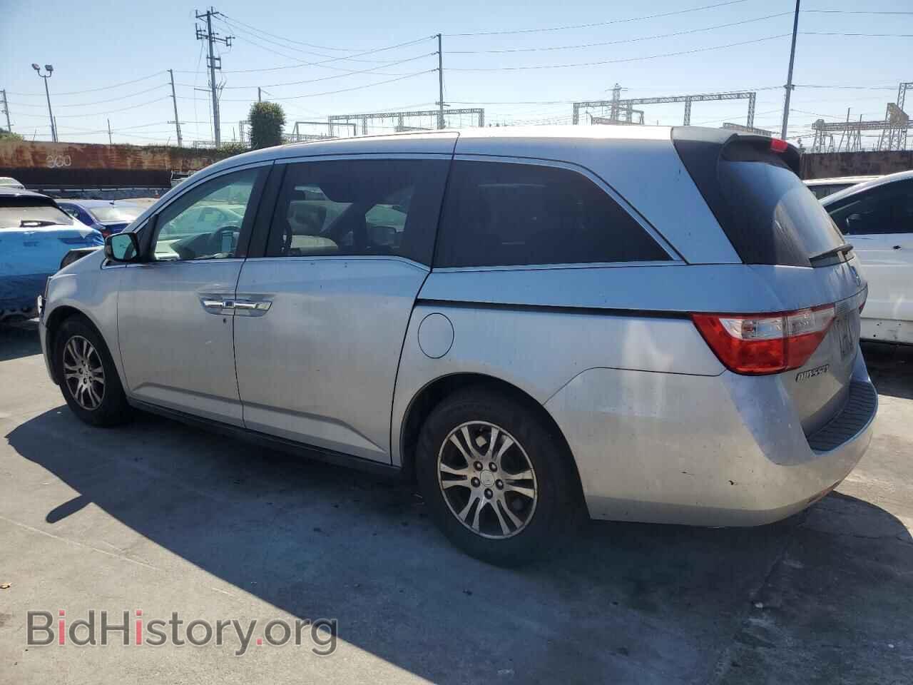 2011 HONDA All Models - VIN: 5FNRL5H46BB103804 - Photo 2