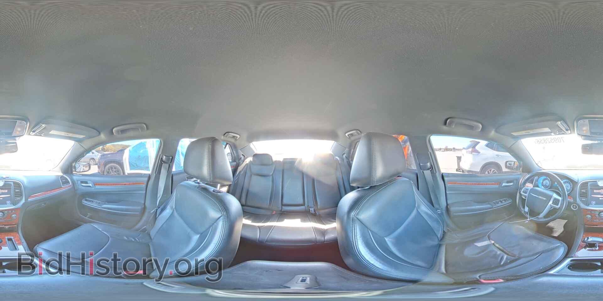 2014 CHRYSLER 300 - VIN: 2C3CCAAG5EH211675 - Photo 14