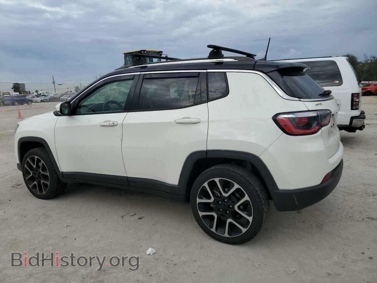 2017 JEEP COMPASS - VIN: 3C4NJDCB3HT688954 - Photo 2