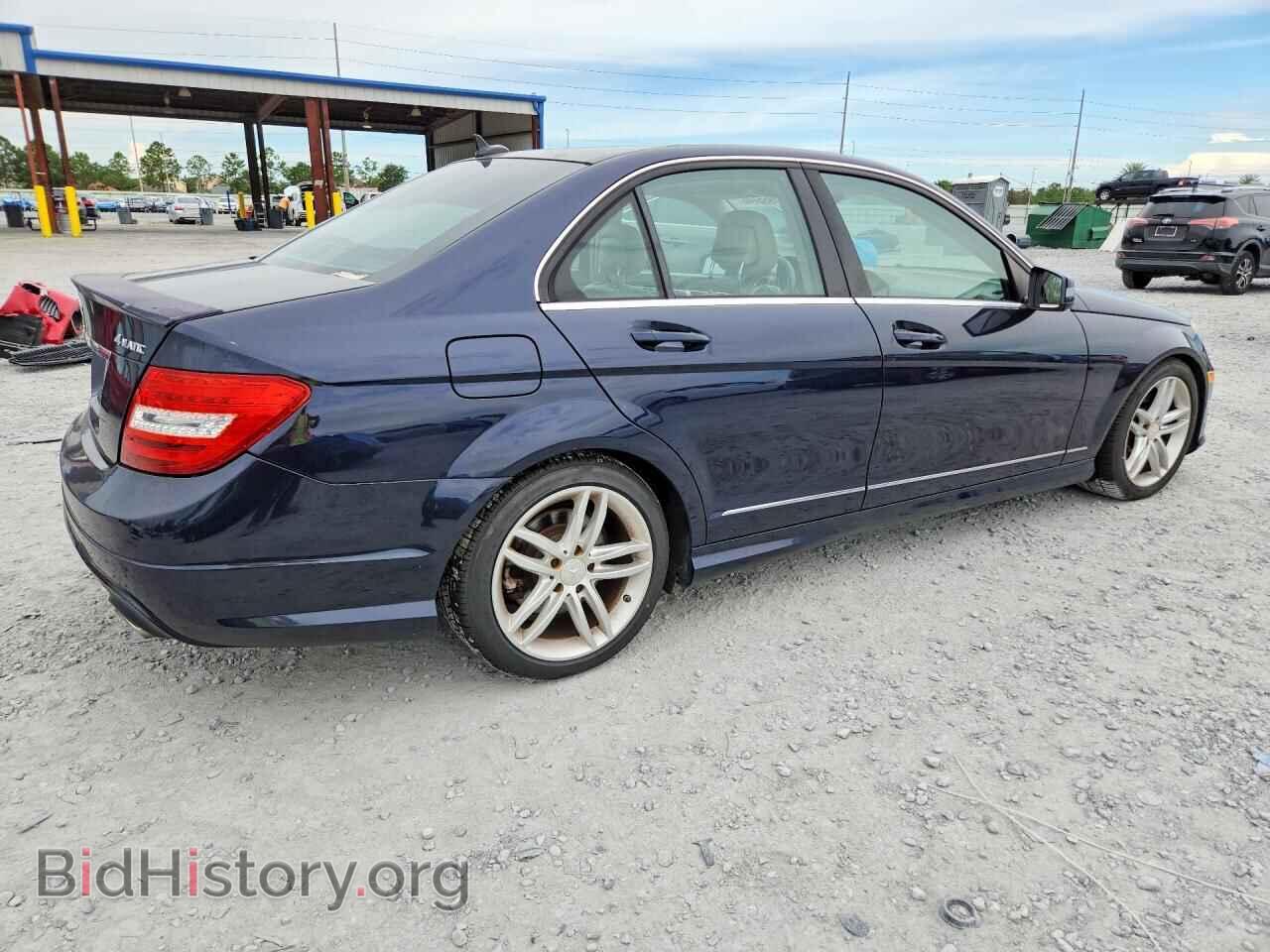 2012 MERCEDES-BENZ C-CLASS - VIN: WDDGF8BB3CA700741 - Фото 3