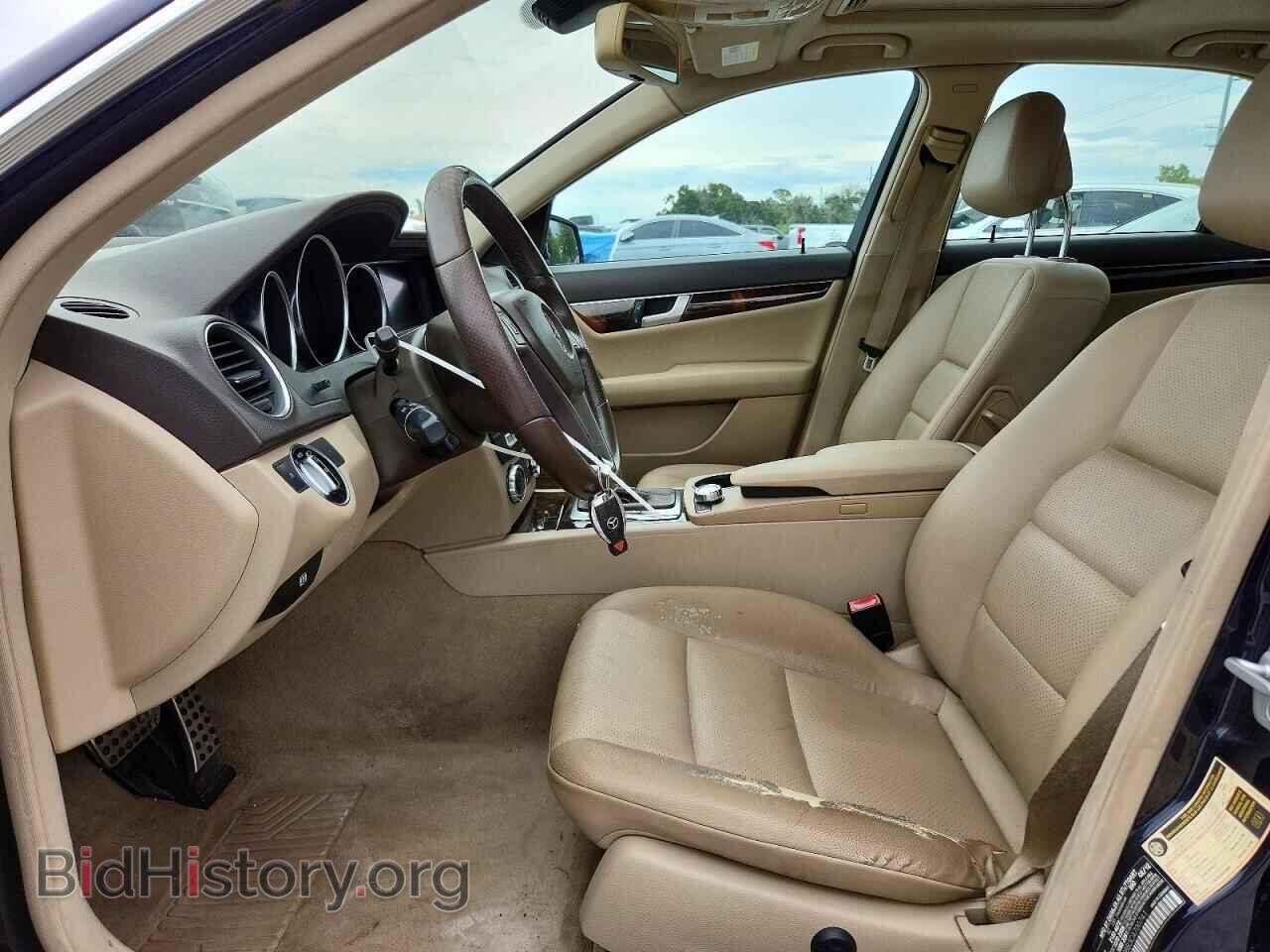 2012 MERCEDES-BENZ C-CLASS - VIN: WDDGF8BB3CA700741 - Фото 7