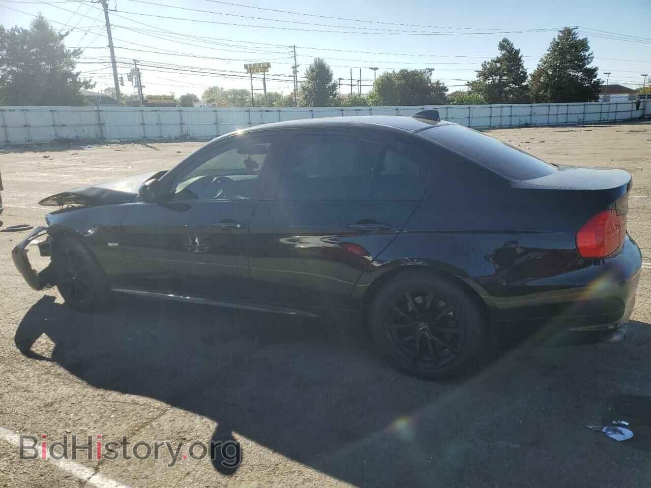 2009 BMW 3 SERIES - VIN: WBAPH57579NL80313 - Фото 2