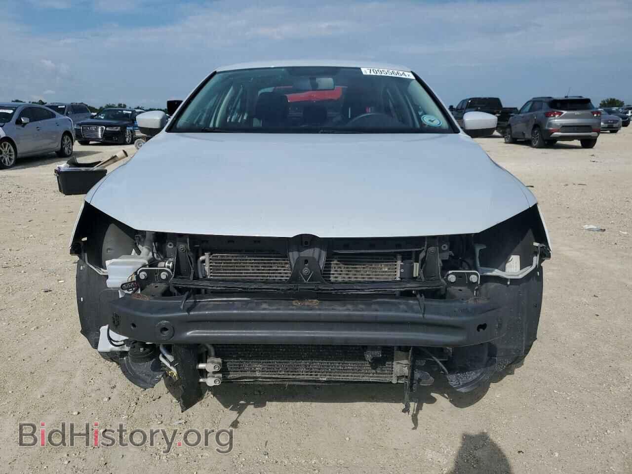 2018 VOLKSWAGEN JETTA - VIN: 3VW2B7AJ7JM242007 - Фото 5