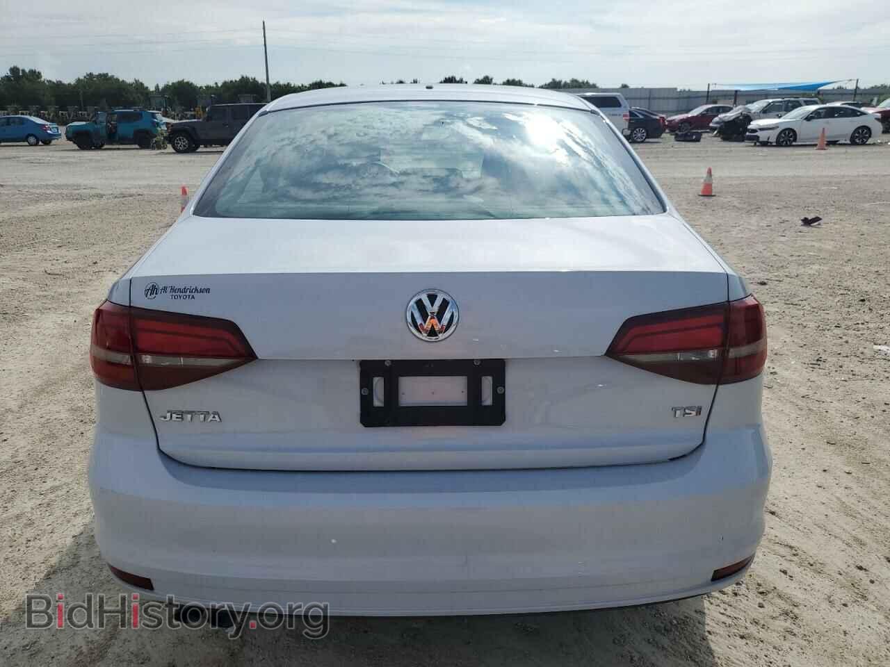 2018 VOLKSWAGEN JETTA - VIN: 3VW2B7AJ7JM242007 - Фото 6