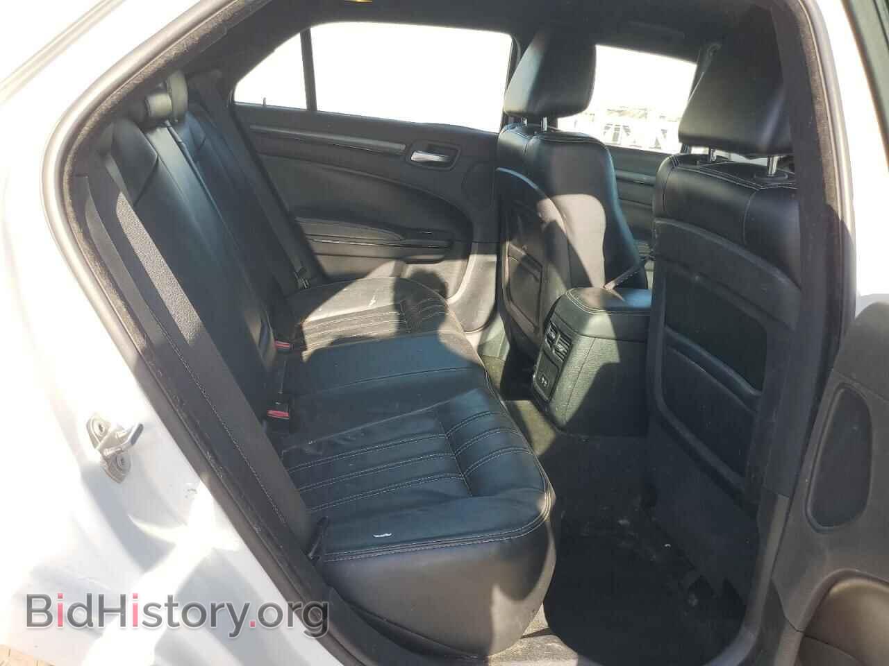 2016 CHRYSLER 300 - VIN: 2C3CCAGG1GH182959 - Фото 10