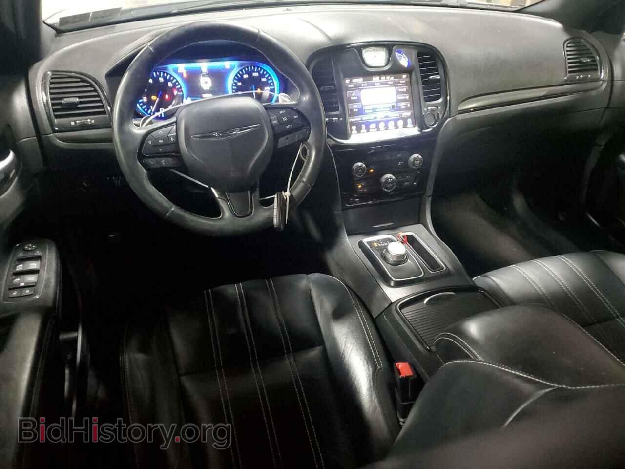 2016 CHRYSLER 300 - VIN: 2C3CCAGG9GH253180 - Фото 8