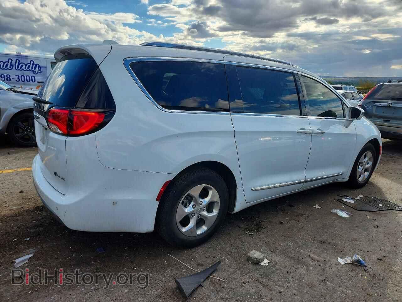 2018 CHRYSLER PACIFICA - VIN: 2C4RC1N77JR169790 - Фото 3