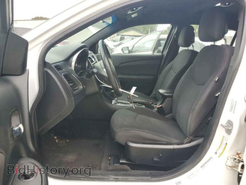 2013 Chrysler 200 (VIN 1C3CCBBB3DN714667) — фото 7 из 12