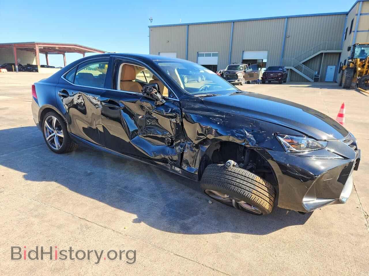 2017 LEXUS IS - VIN: JTHBA1D25H5049568 - Photo 4