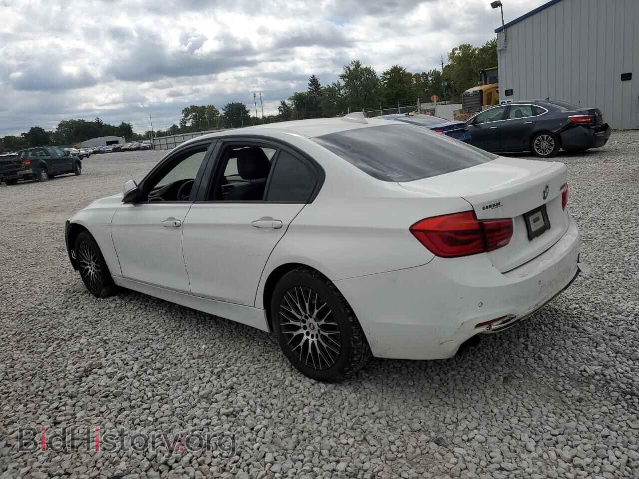 2016 BMW 3 SERIES - VIN: WBA8E9G55GNU30305 - Фото 2