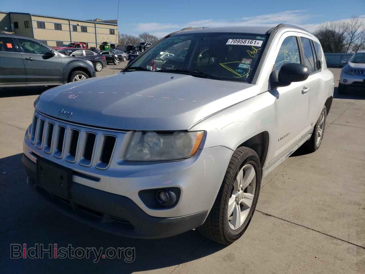 2012 JEEP COMPASS - VIN: 1C4NJCBA7CD565658 - Photo 2