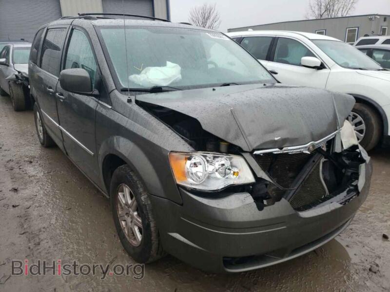 2010 Chrysler MINIVAN Town & COU (VIN 2A4RR8D13AR367944) — photo 1 of 10, Copart, damage: front end