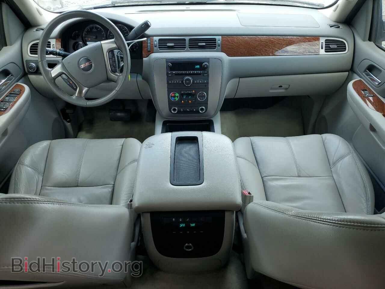 2007 GMC YUKON - VIN: 1GKFC13007J303419 - Photo 8
