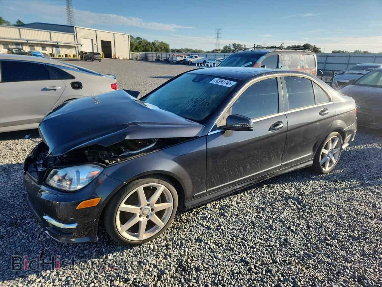 Photo WDDGF4HBXDR272217 - MERCEDES-BENZ C-CLASS 2013