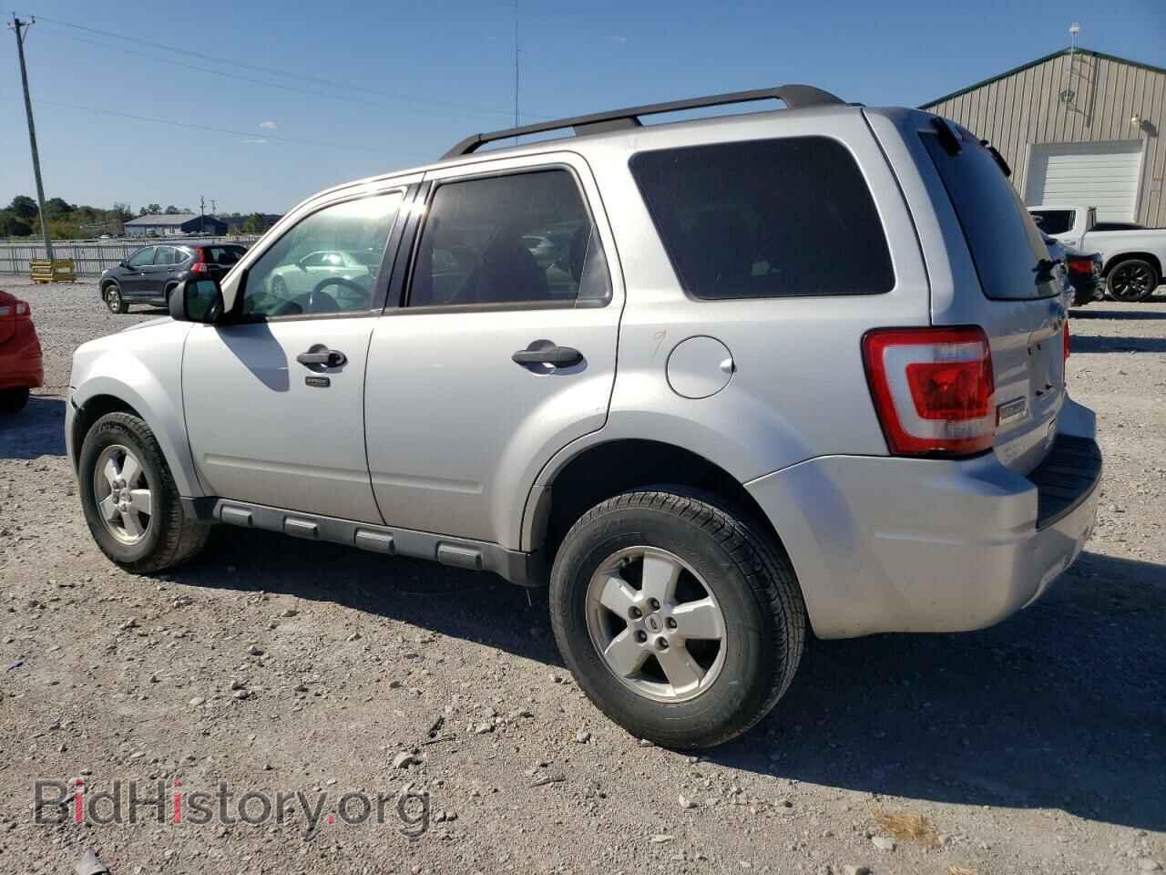 2011 FORD ESCAPE - VIN: 1FMCU0D74BKC61885 - Фото 2