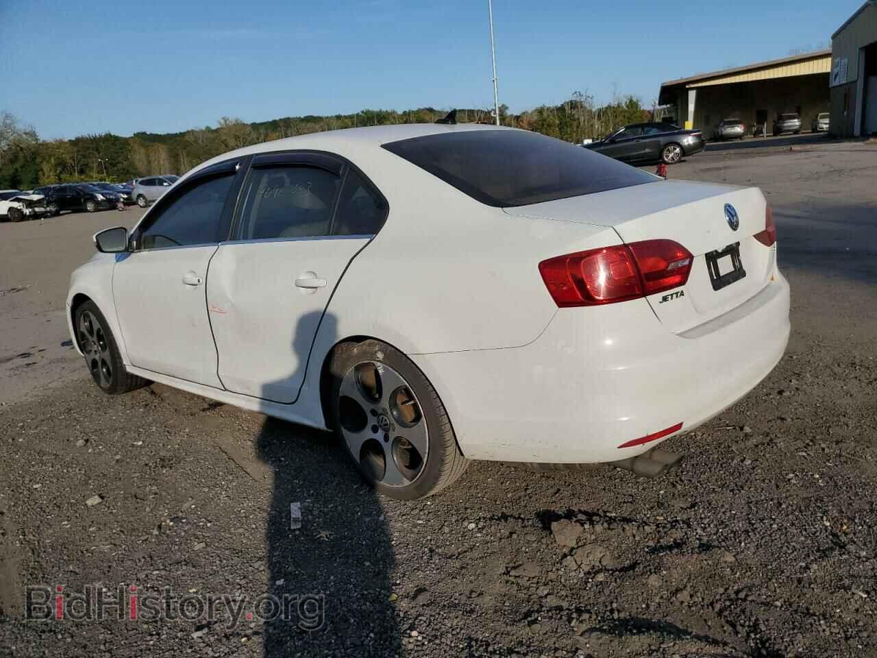 2014 VOLKSWAGEN JETTA - VIN: 3VWB17AJ0EM436497 - Фото 2