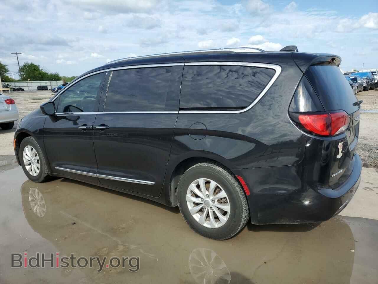 2018 CHRYSLER PACIFICA - VIN: 2C4RC1BG6JR142813 - Photo 2