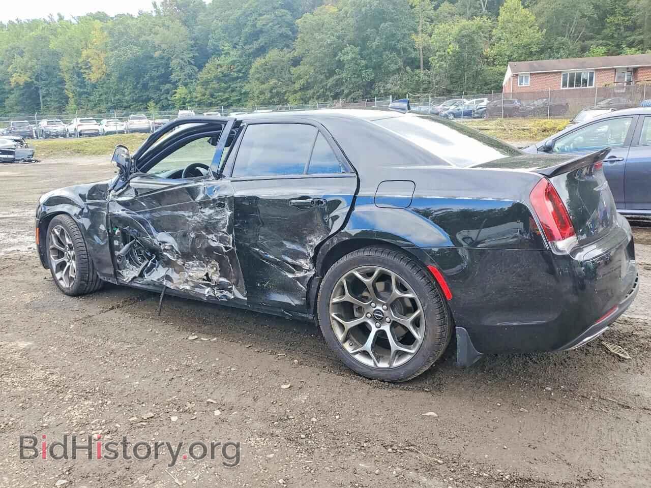 2017 CHRYSLER 300 - VIN: 2C3CCABG0HH585758 - Фото 2