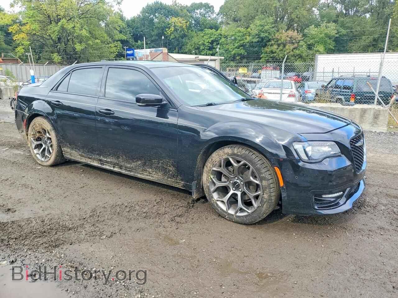 2017 CHRYSLER 300 - VIN: 2C3CCABG0HH585758 - Фото 4
