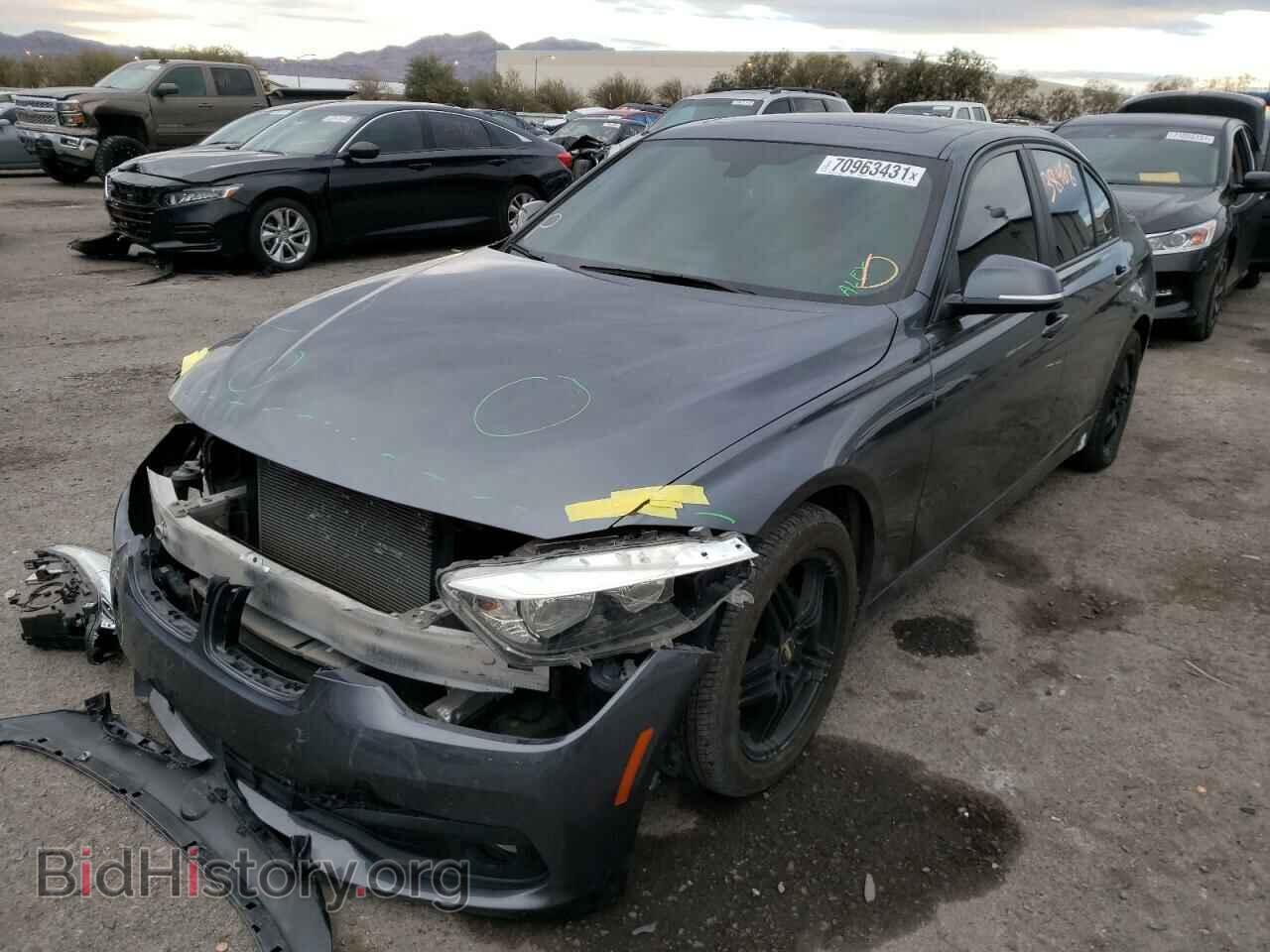 2017 BMW 3 SERIES - VIN: WBA8A9C57HK620384 - Фото 2