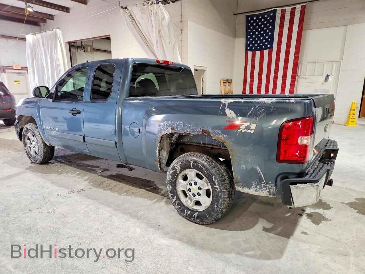 2007 CHEVROLET SILVERADO - VIN: 2GCEK19C271702337 - Фото 2
