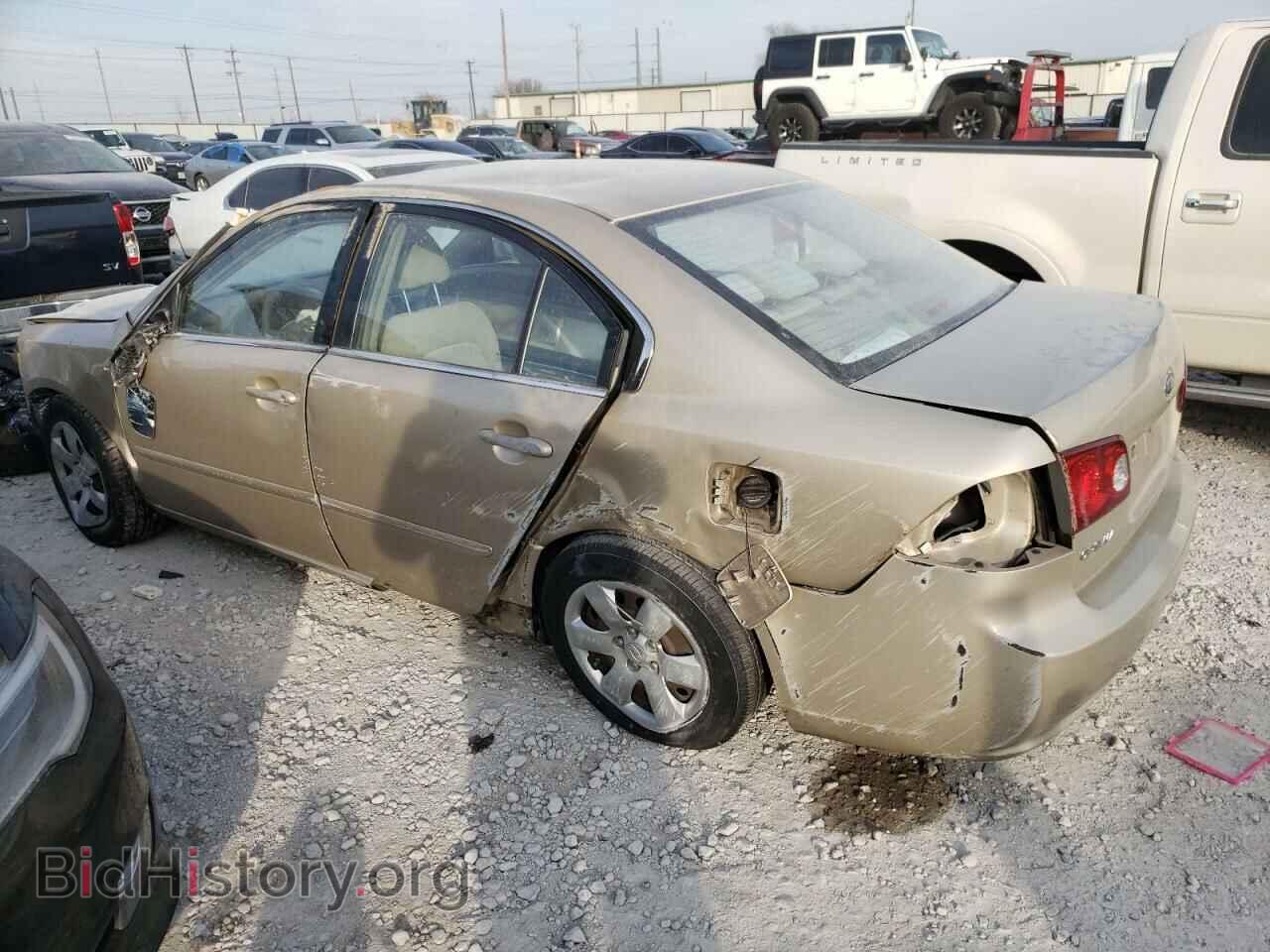 2008 KIA OPTIMA - VIN: KNAGE123585194565 - Фото 2