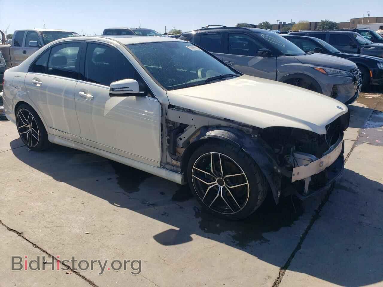 2011 MERCEDES-BENZ C-CLASS - VIN: WDDGF5EB5BR152011 - Фото 4