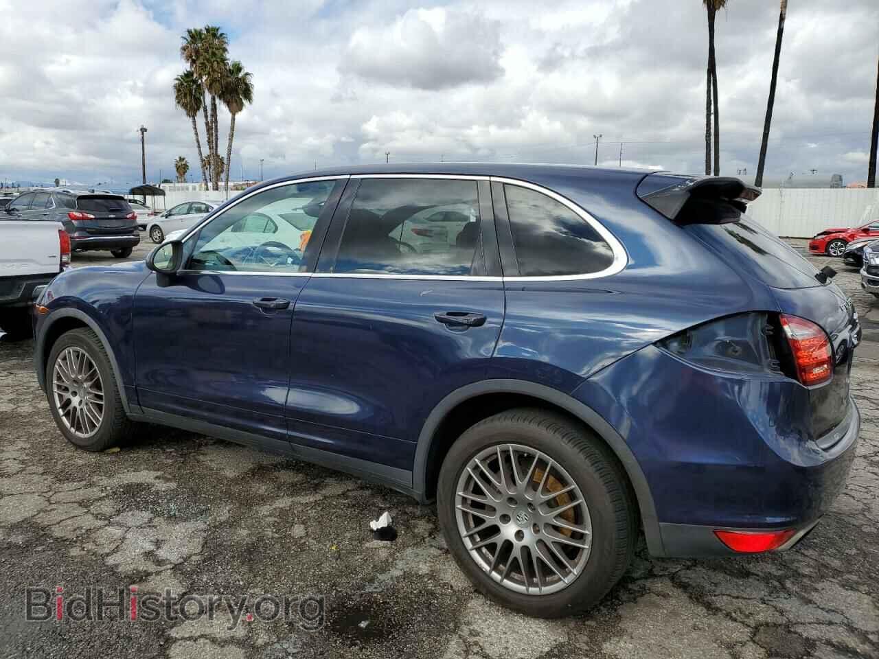2011 PORSCHE CAYENNE - VIN: WP1AA2A21BLA04331 - Photo 2