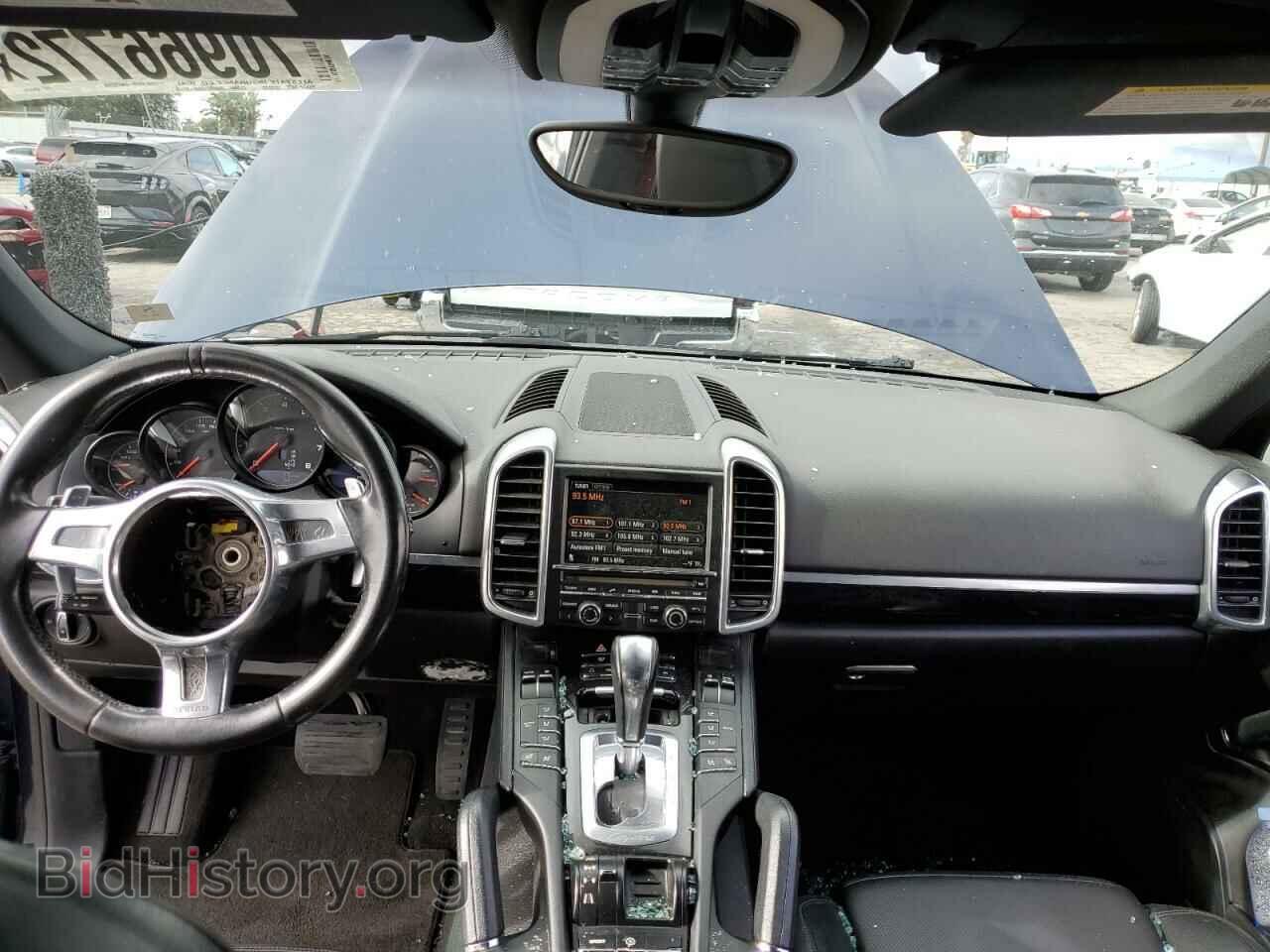 2011 PORSCHE CAYENNE - VIN: WP1AA2A21BLA04331 - Photo 8