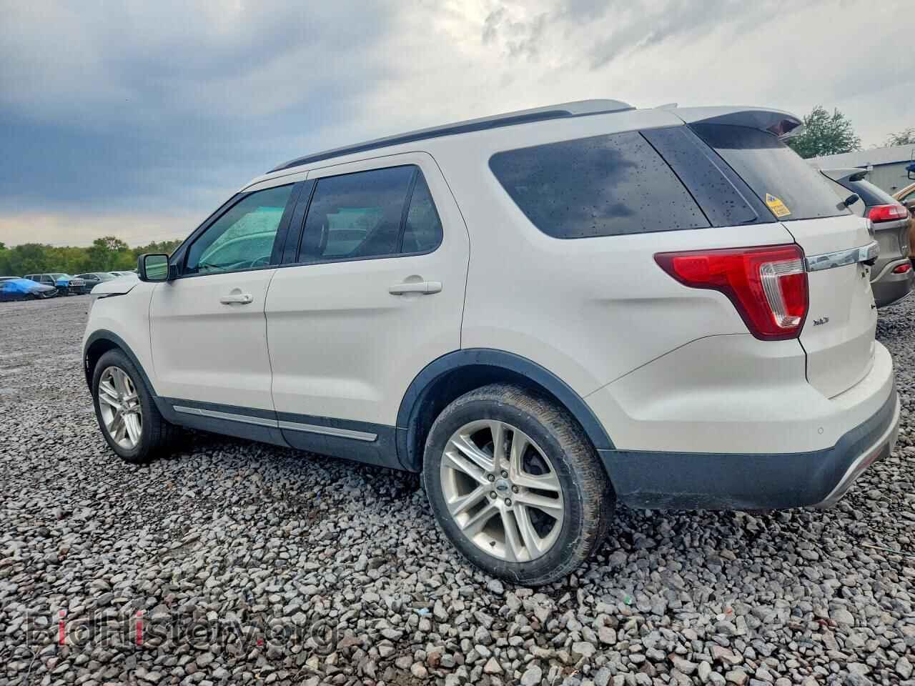 2017 FORD EXPLORER - VIN: 1FM5K8D80HGB37016 - Photo 2
